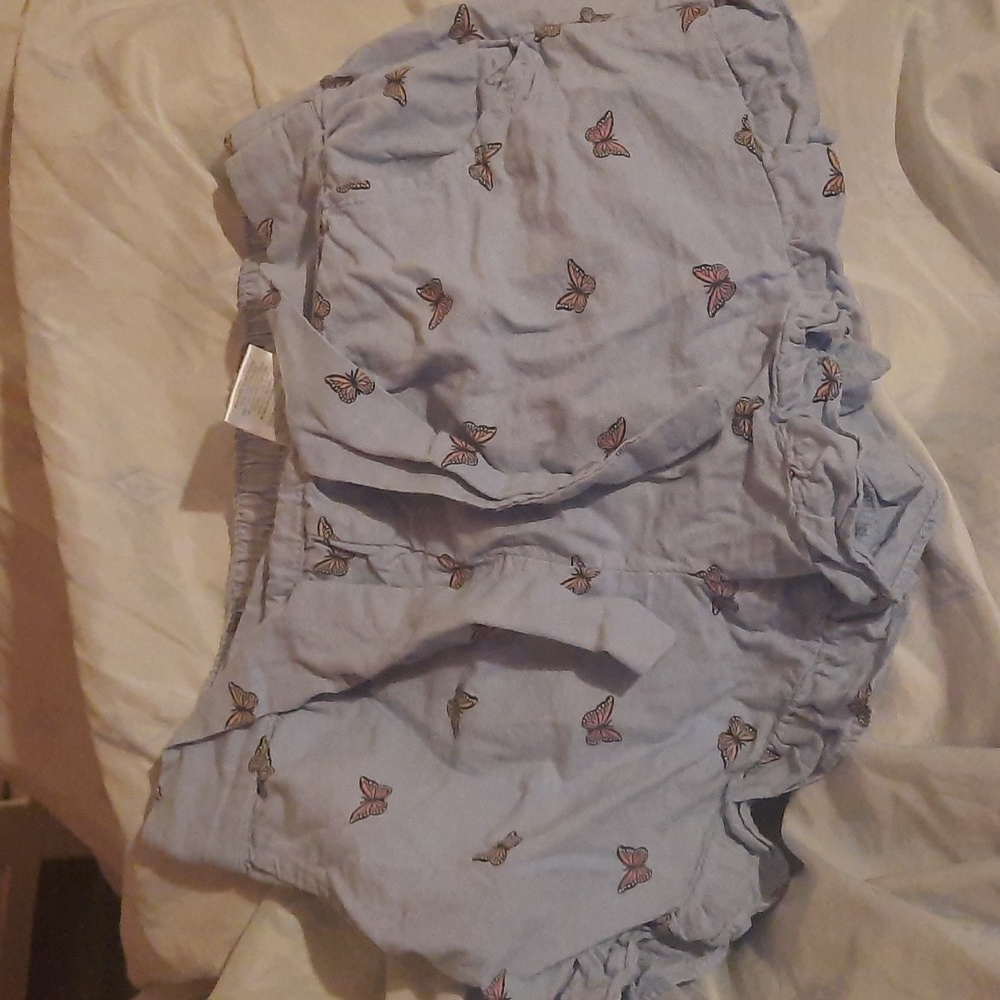 Lemon kiss butterfly shorts sz12